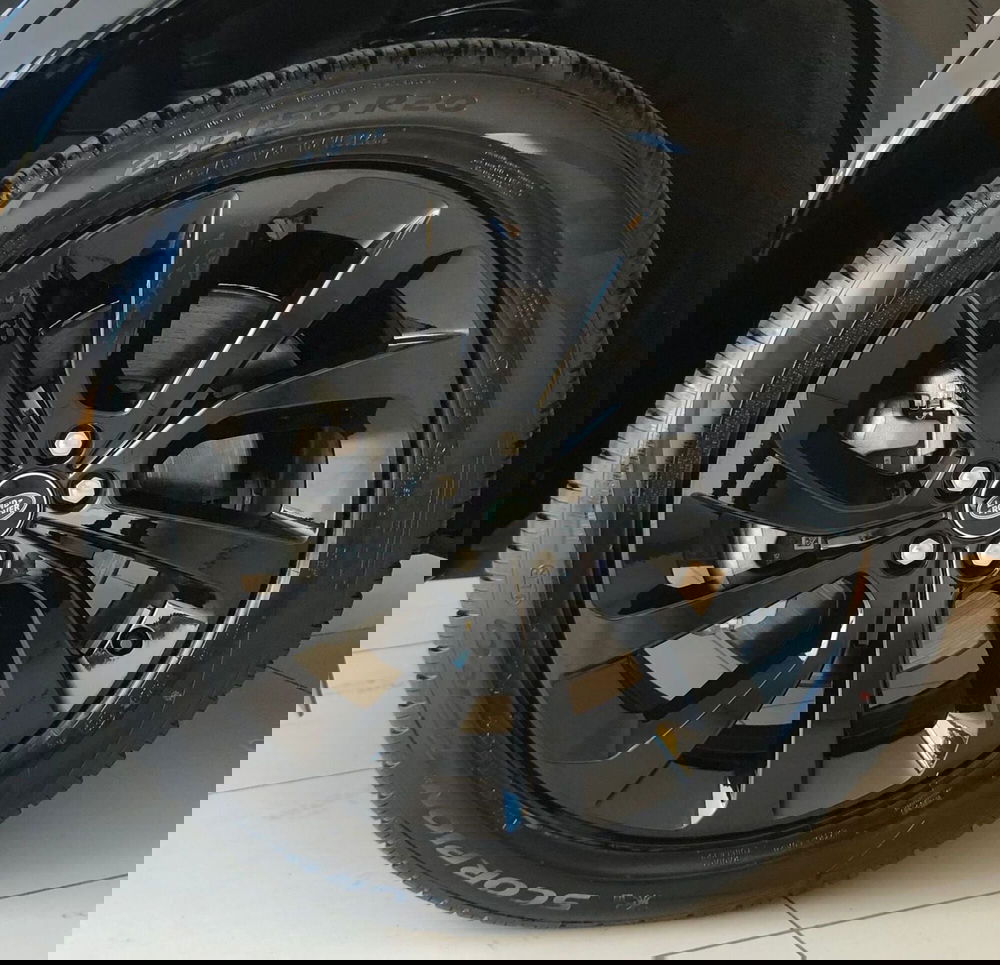 Land Rover Discovery Sport usata a Ferrara (9)