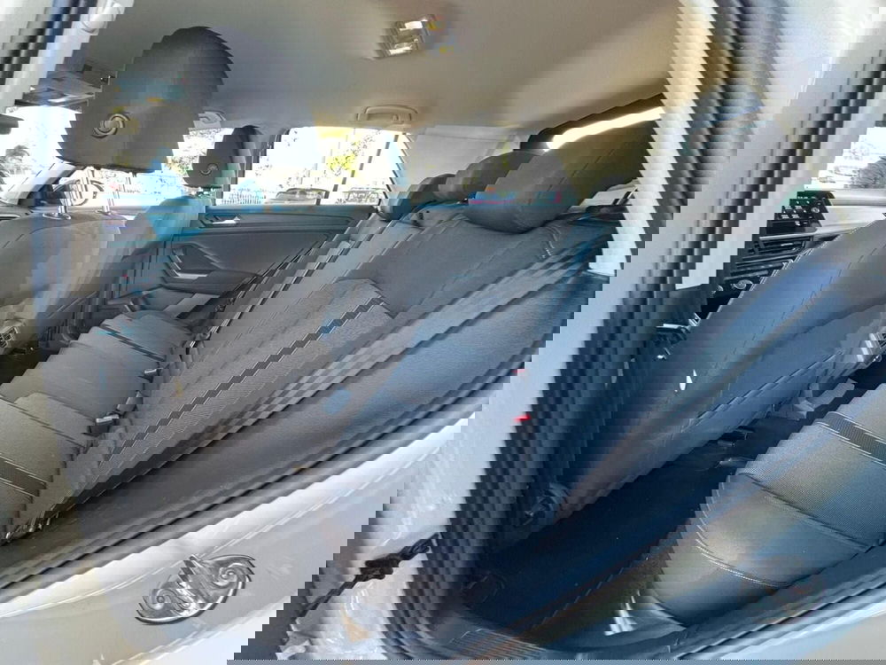 Volkswagen T-Roc usata a Teramo (11)