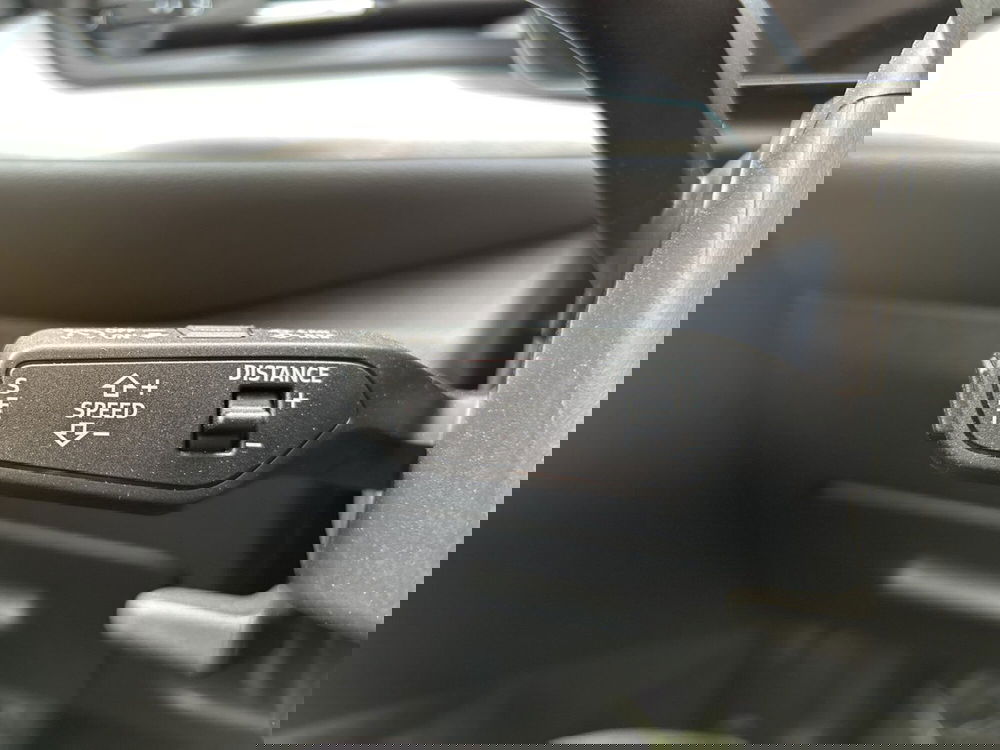 Audi Q5 Sportback nuova a Roma (17)