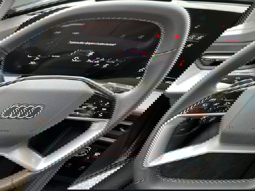 Audi Q5 Sportback nuova a Roma (18)