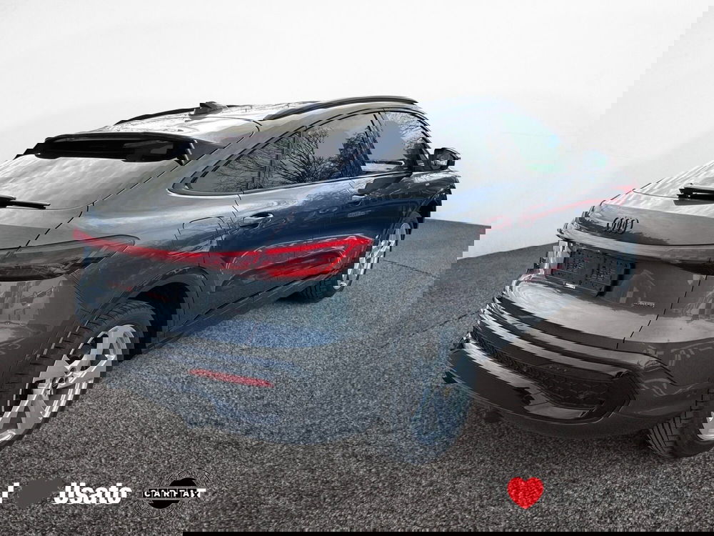 Audi Q5 Sportback nuova a Roma (3)