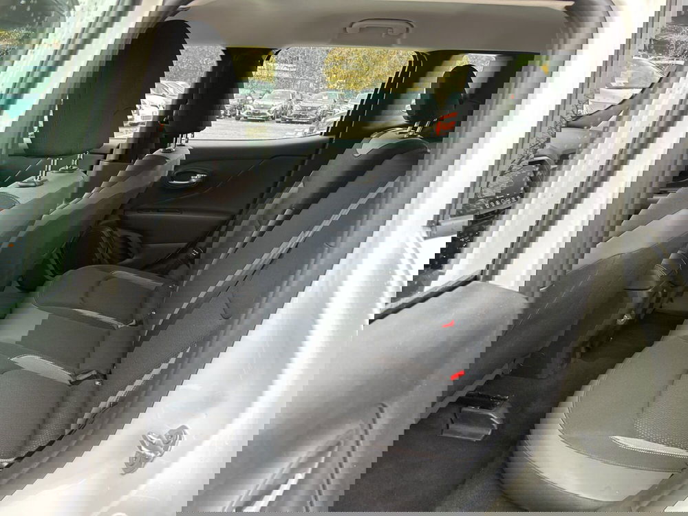 Jeep Renegade nuova a Roma (12)