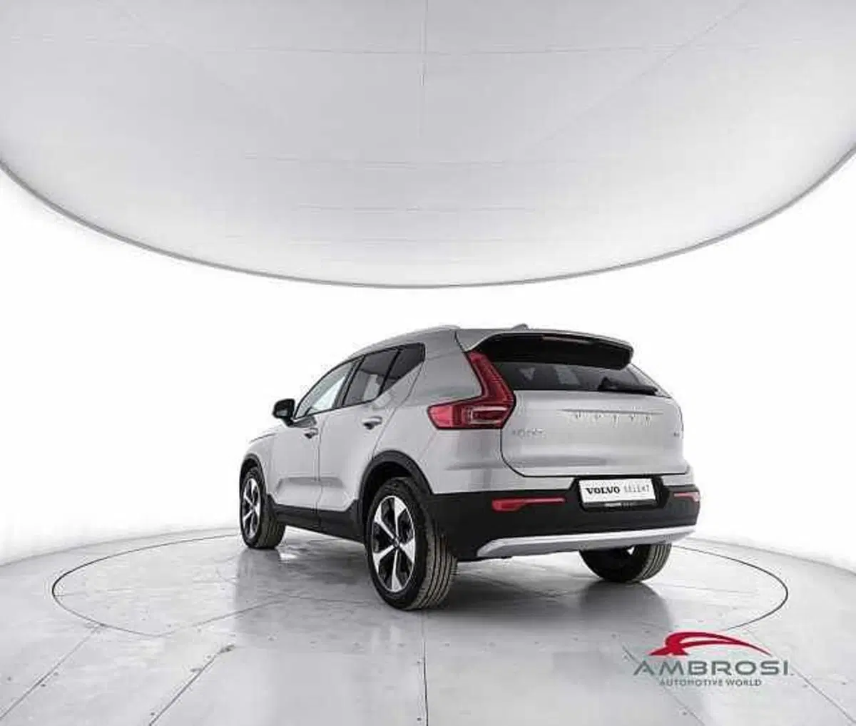 Volvo XC40 usata a Perugia (4)