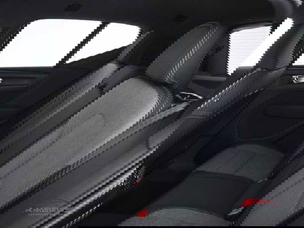 Volvo XC40 usata a Perugia (10)