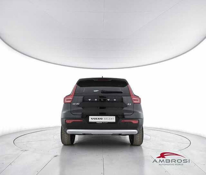 Volvo XC40 usata a Perugia (6)