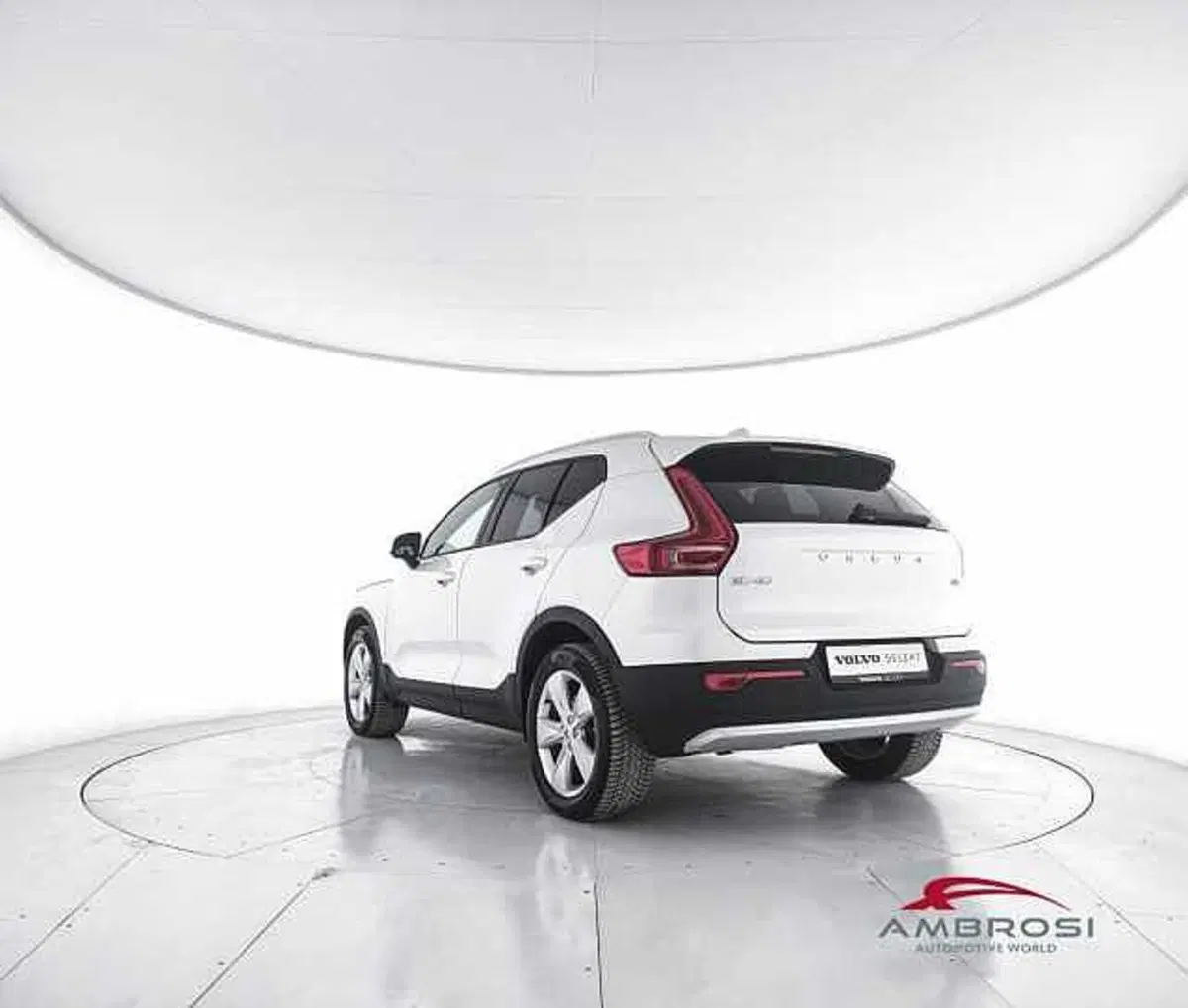 Volvo XC40 usata a Perugia (4)