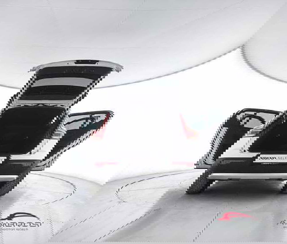 Volvo XC40 usata a Perugia (7)