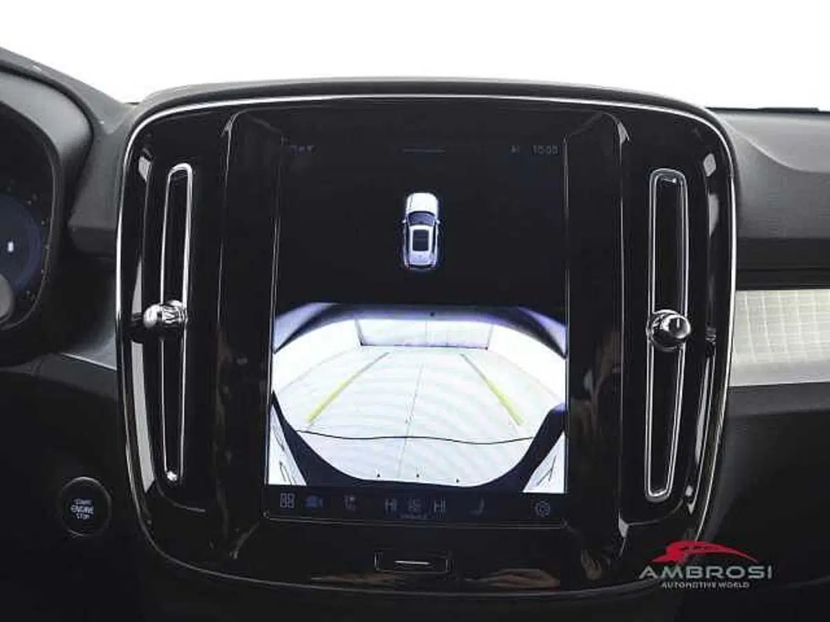 Volvo XC40 usata a Perugia (15)