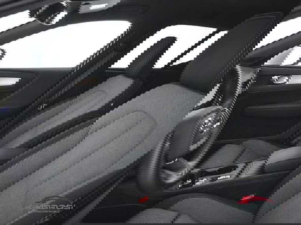 Volvo XC40 usata a Perugia (9)