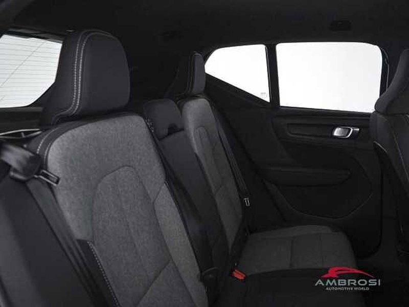 Volvo XC40 usata a Perugia (11)
