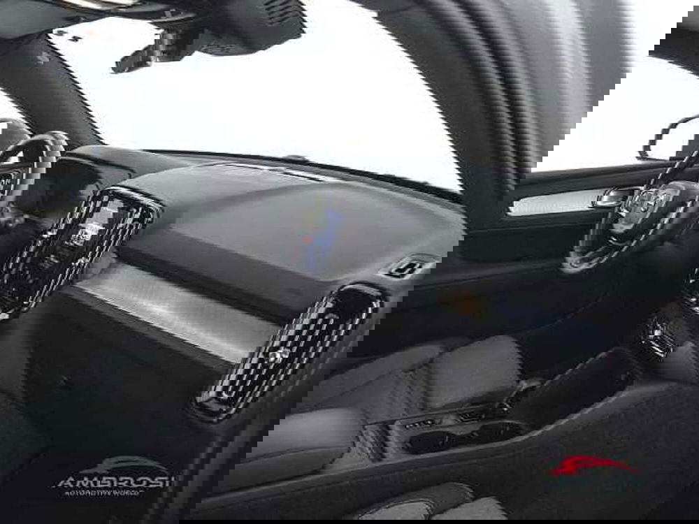 Volvo XC40 usata a Perugia (12)