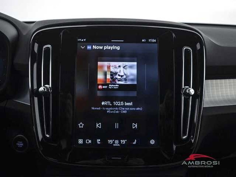 Volvo XC40 usata a Perugia (14)