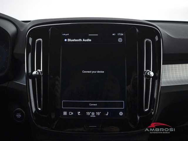 Volvo XC40 usata a Perugia (15)