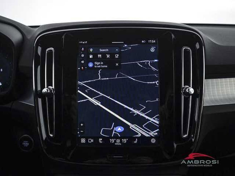 Volvo XC40 usata a Perugia (16)