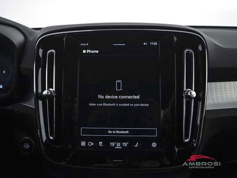 Volvo XC40 usata a Perugia (18)