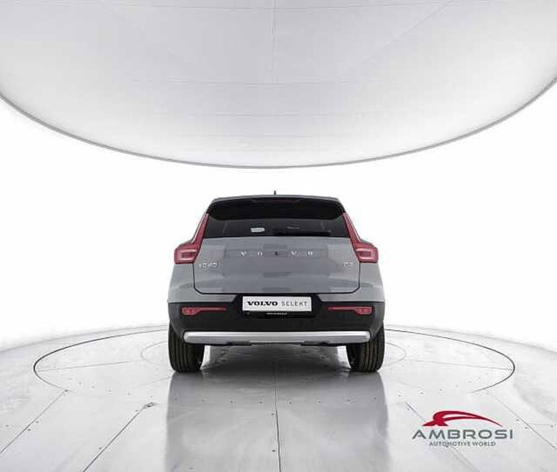 Volvo XC40 usata a Perugia (6)