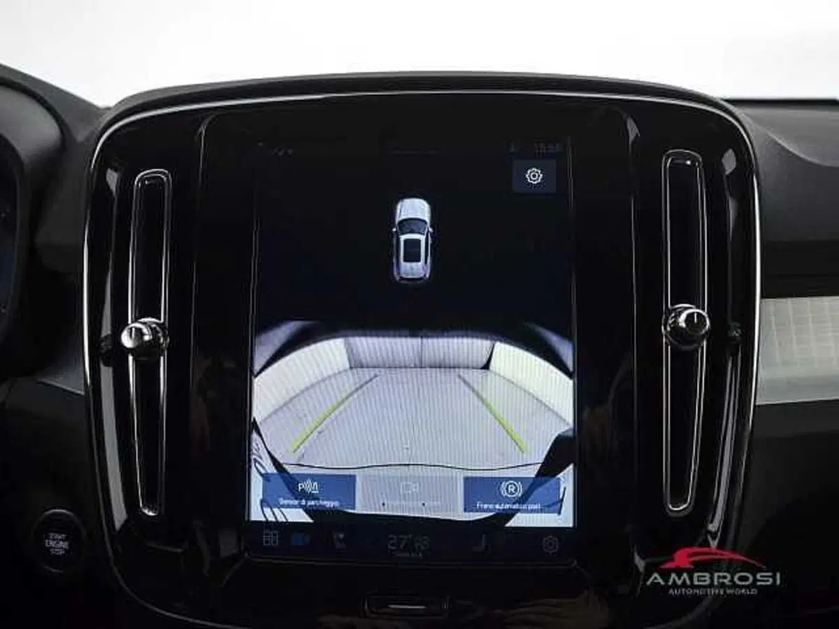 Volvo XC40 usata a Perugia (16)