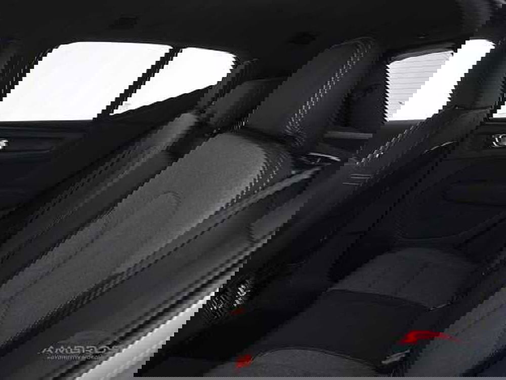 Volvo XC40 usata a Perugia (10)