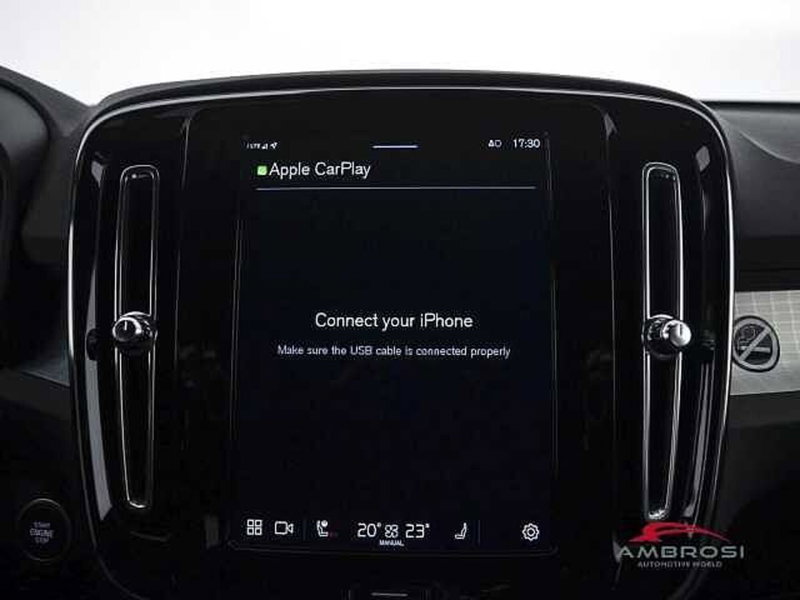 Volvo XC40 usata a Perugia (16)