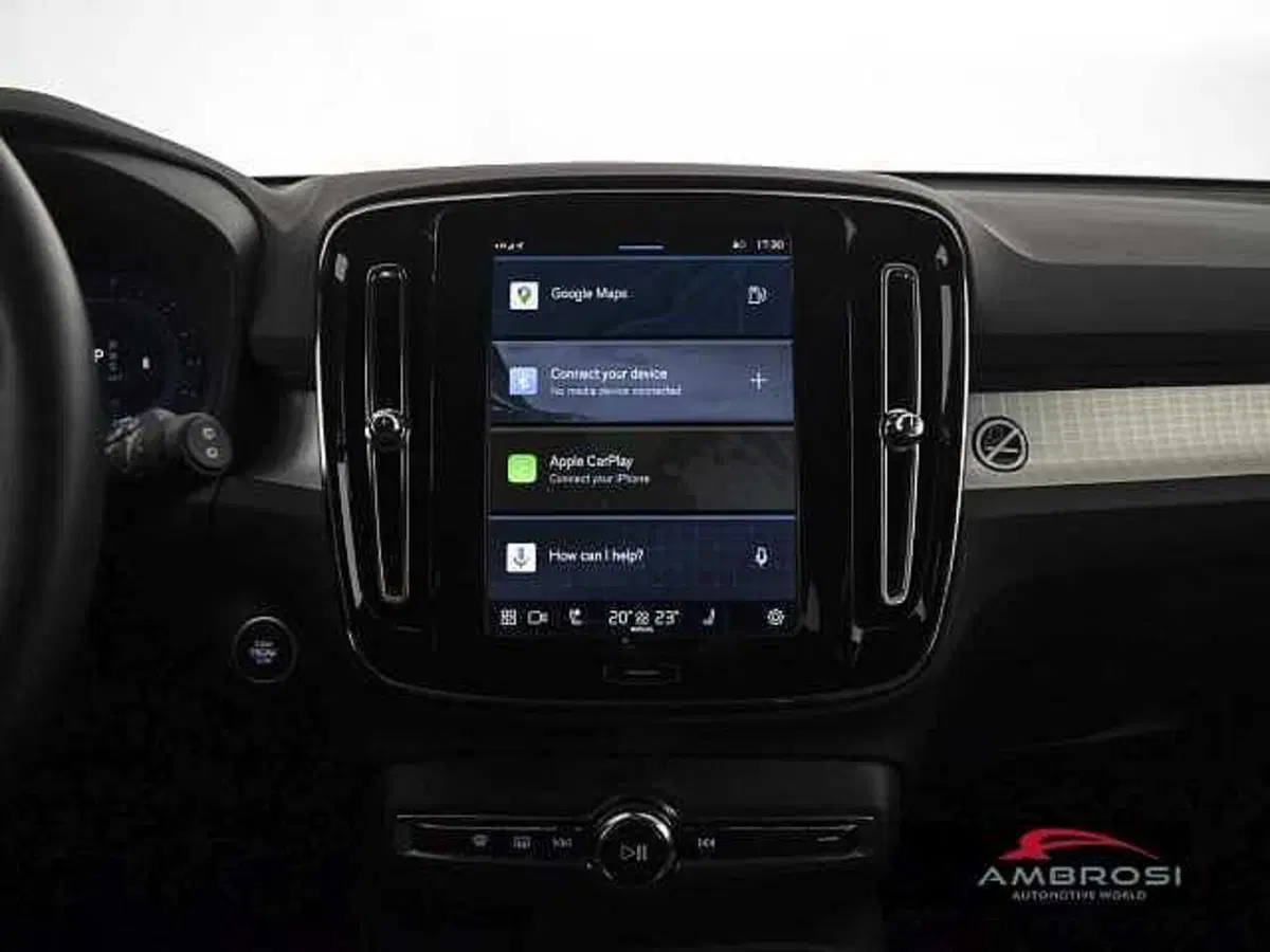 Volvo XC40 usata a Perugia (19)