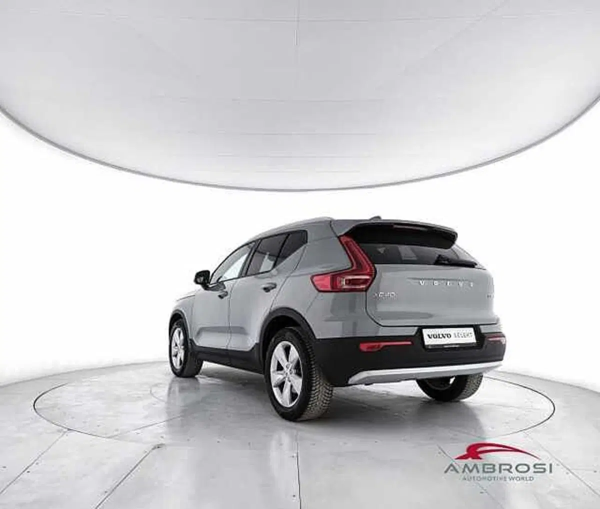 Volvo XC40 usata a Perugia (4)