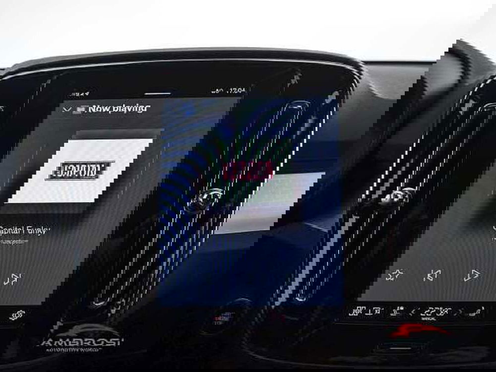 Volvo XC40 usata a Perugia (14)