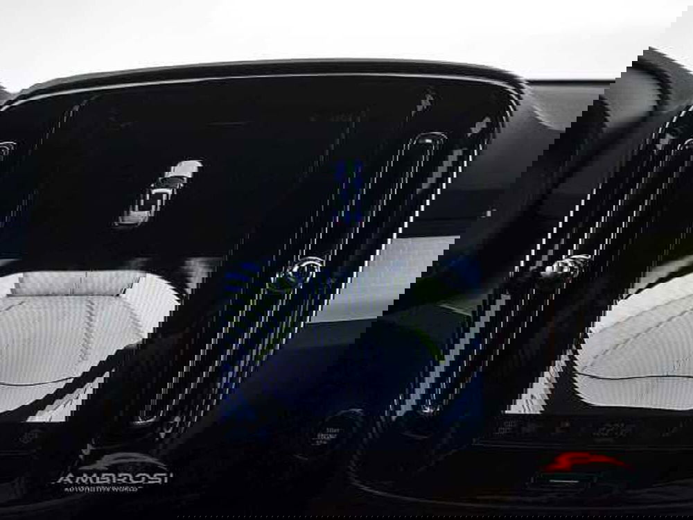 Volvo XC40 usata a Perugia (18)