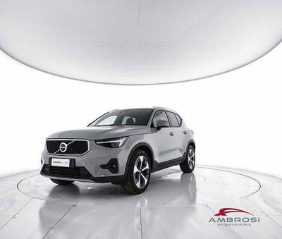Volvo XC40 2.0 b3 Core auto del 2025 usata a Corciano