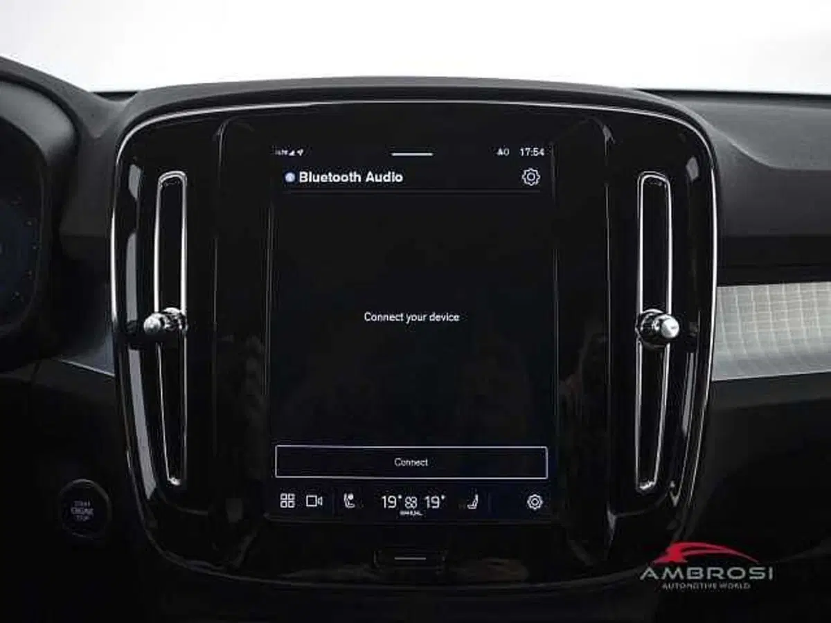 Volvo XC40 usata a Perugia (15)
