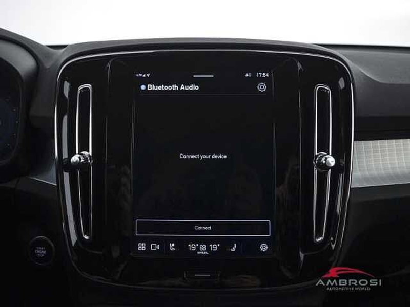 Volvo XC40 usata a Perugia (15)