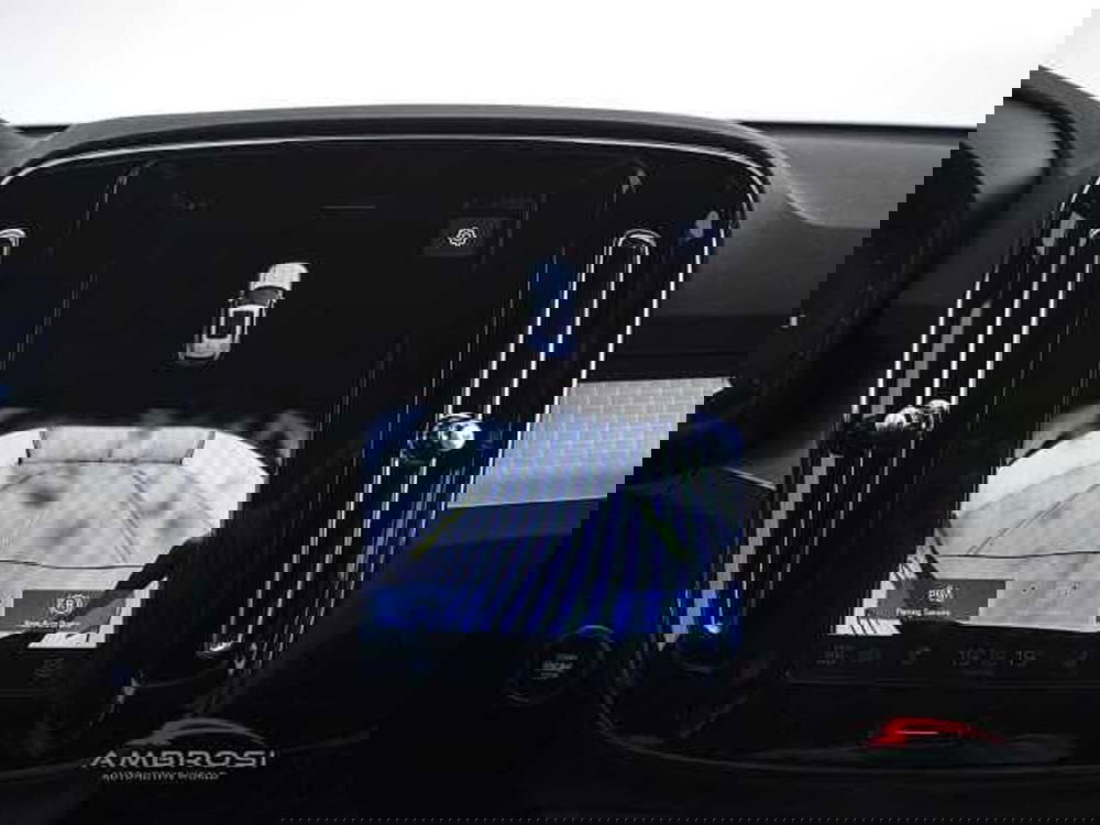 Volvo XC40 usata a Perugia (17)