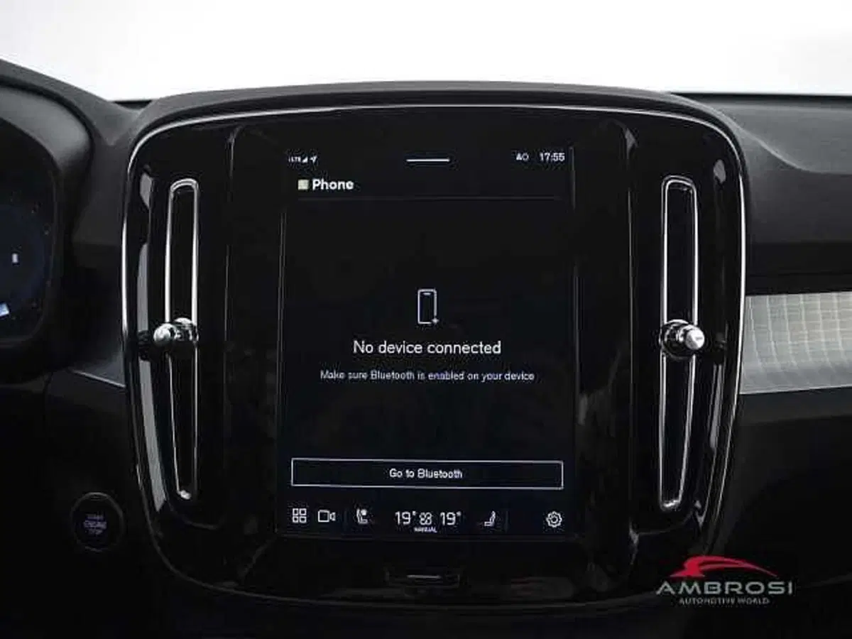 Volvo XC40 usata a Perugia (18)