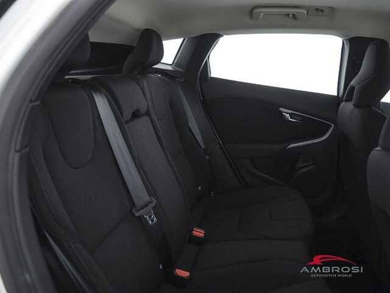 Volvo V40 Cross Country usata a Perugia (11)