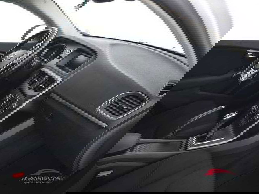 Volvo V40 Cross Country usata a Perugia (12)