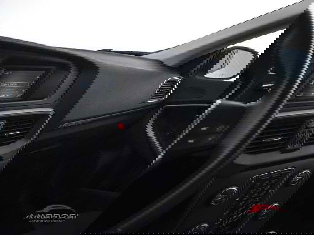 Volvo V40 Cross Country usata a Perugia (18)