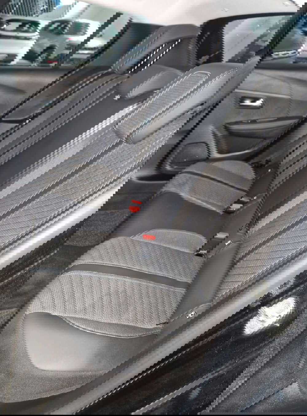 Peugeot 208 usata a Terni (9)