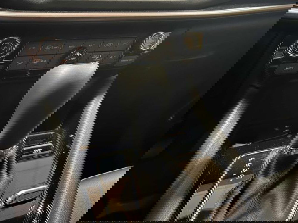 Jeep Compass nuova a Vercelli (11)