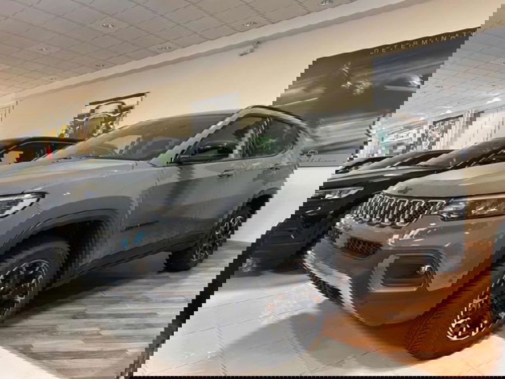 Jeep Compass nuova a Vercelli (3)