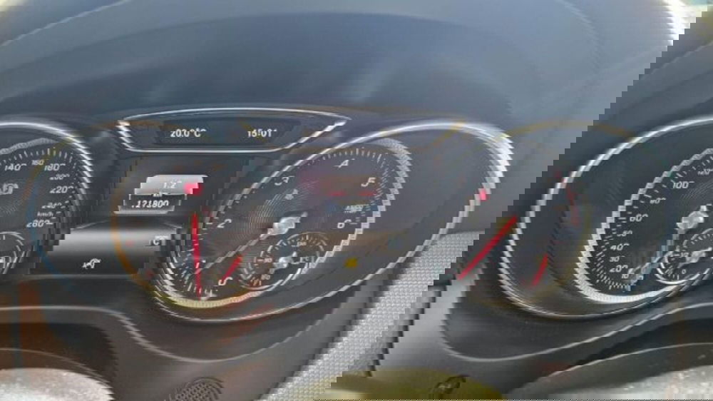 Mercedes-Benz CLA usata a Lucca (10)