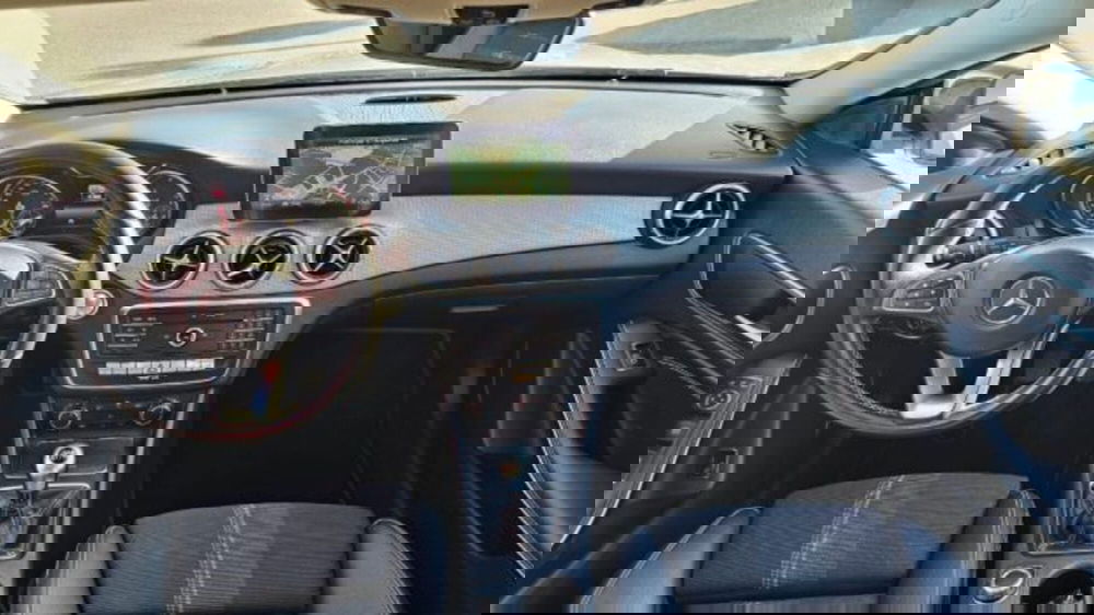 Mercedes-Benz CLA usata a Lucca (17)