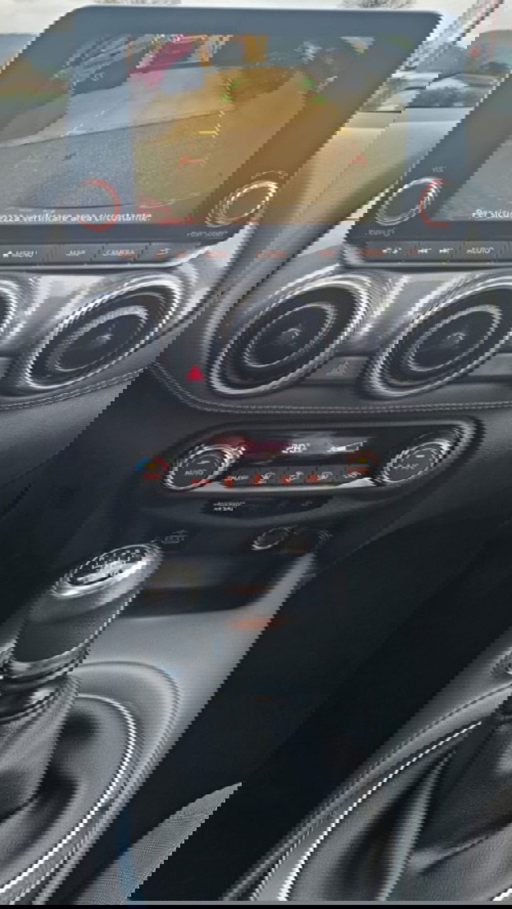 Nissan Juke usata a Lucca (13)