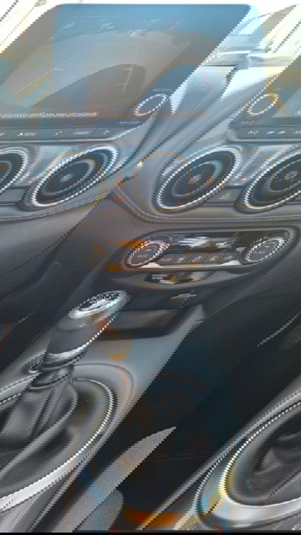 Nissan Juke usata a Lucca (11)