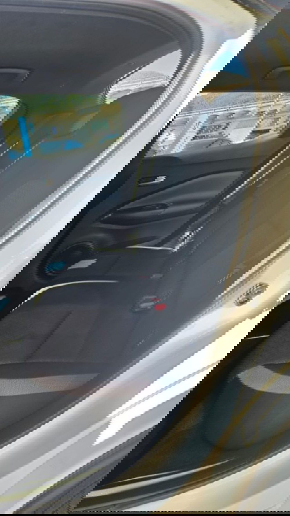 Nissan Juke usata a Lucca (15)