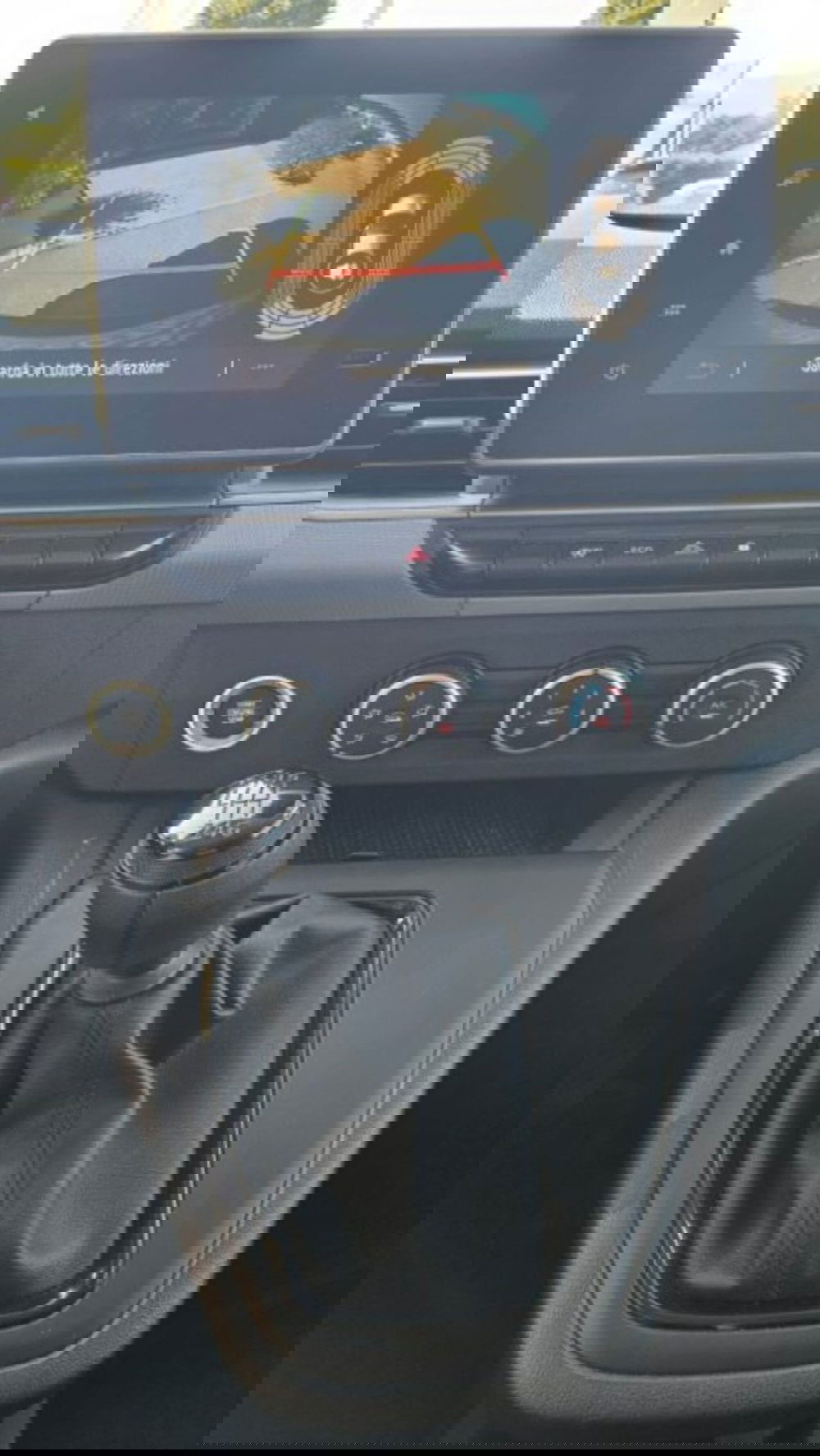 Nissan Townstar usata a Lucca (10)