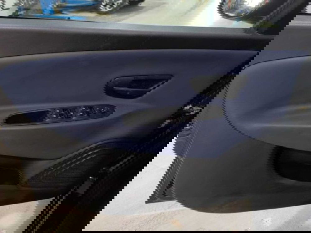 Lancia Ypsilon usata a Caltanissetta (12)