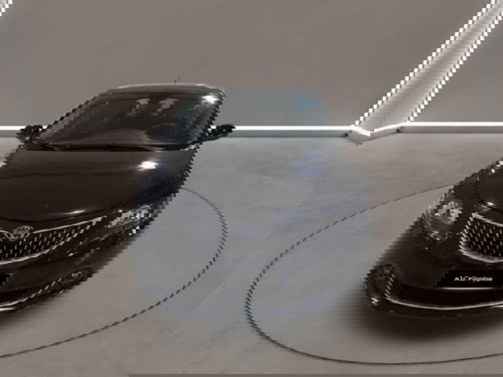 Lancia Ypsilon usata a Caltanissetta (2)