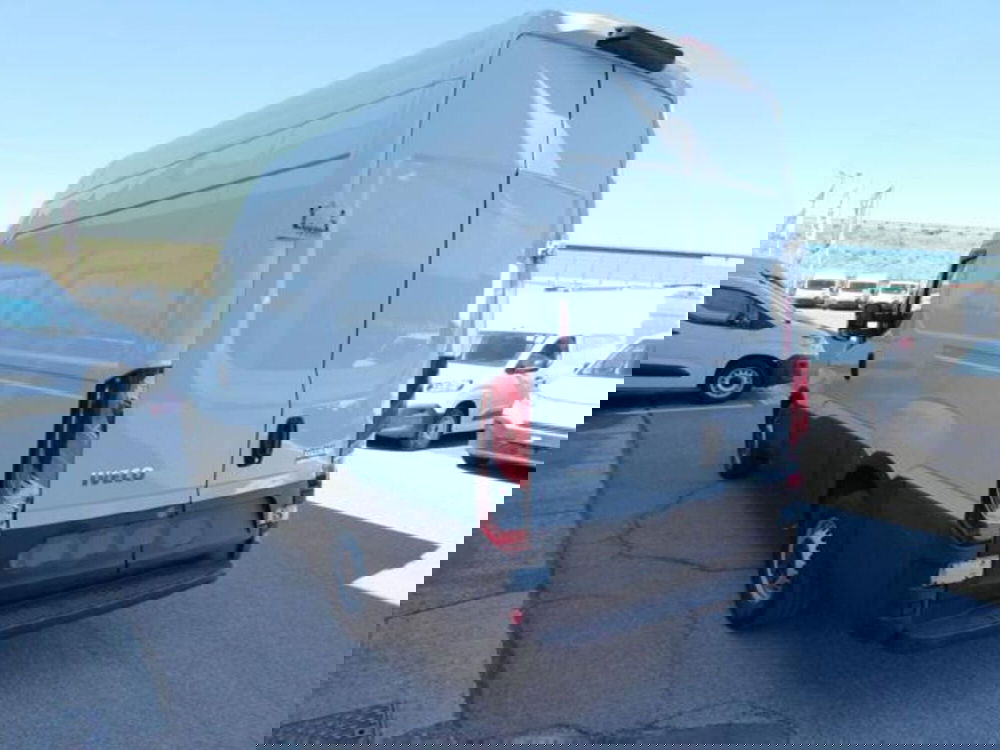 Iveco Daily Furgone usata a Brescia (12)