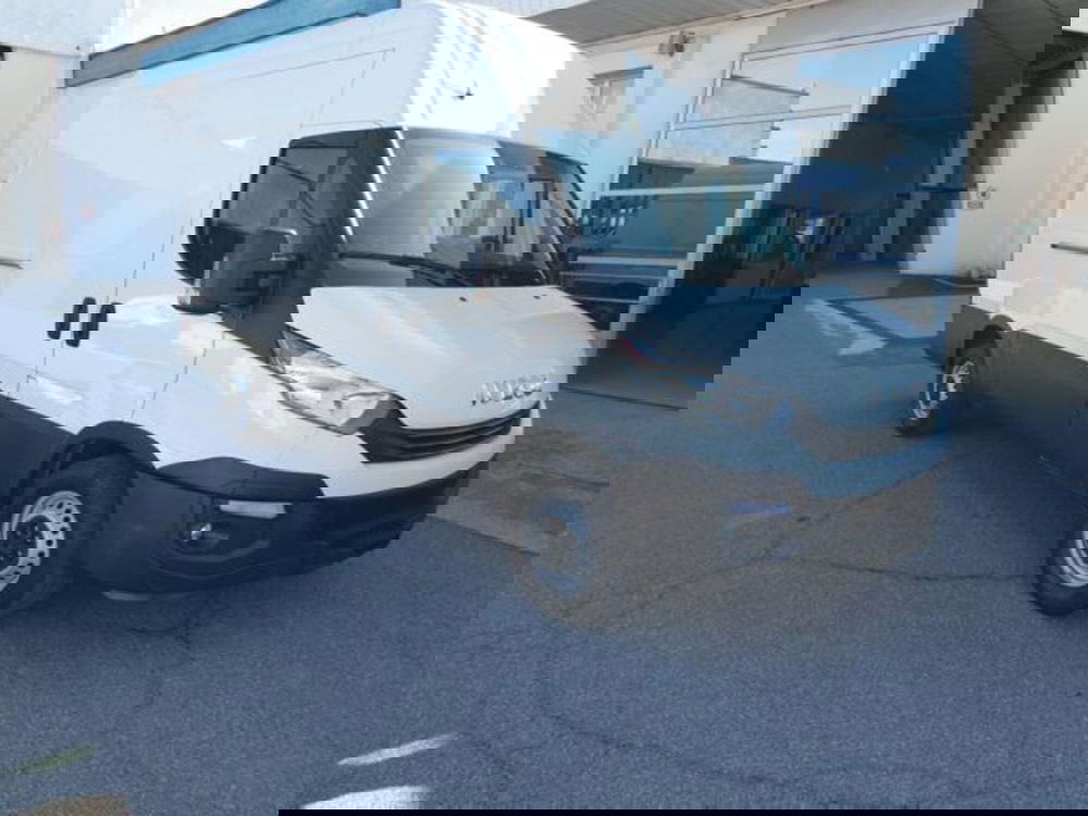 Iveco Daily Furgone usata a Brescia (3)