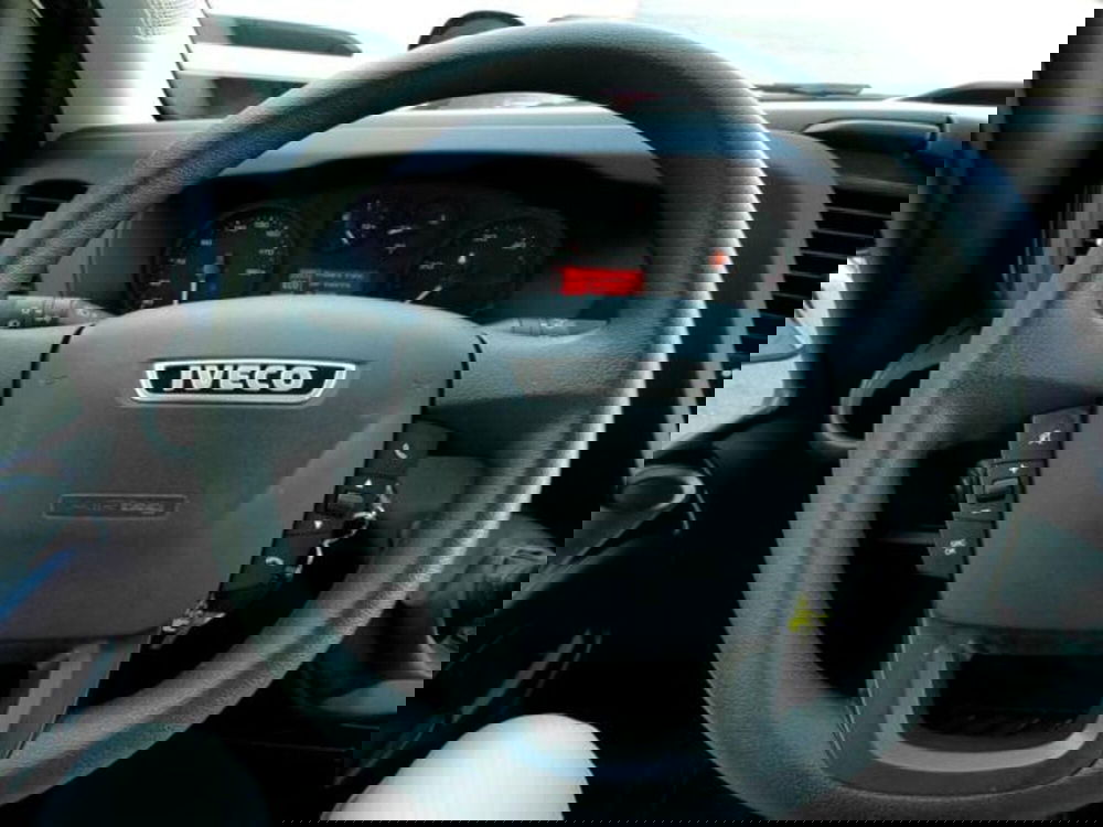 Iveco Daily Furgone usata a Brescia (8)