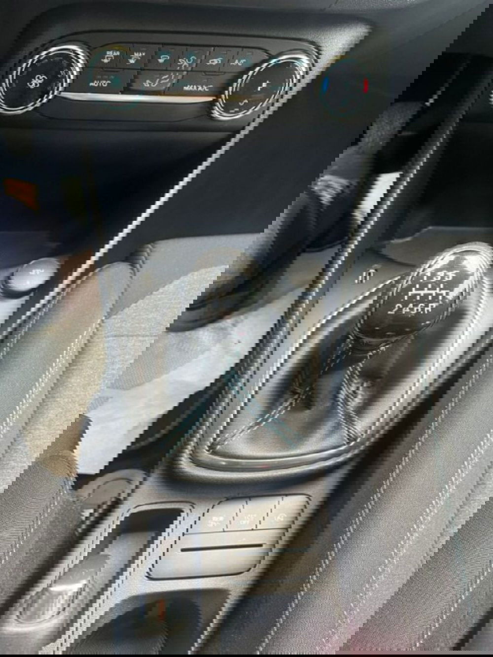 Ford Fiesta usata a Lodi (9)